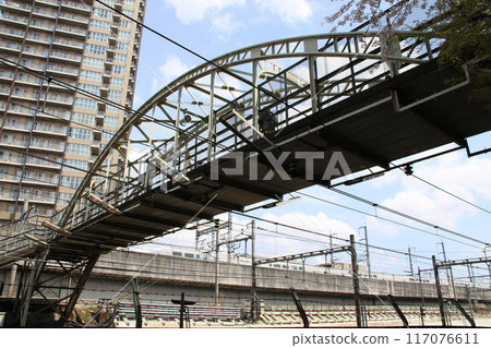 Asukayamashita pedestrian overpass in Oji, Kita-ku, Tokyo Asukayamashita pedestrian overpass in Oji, Kita-ku, Tokyo 117076611
