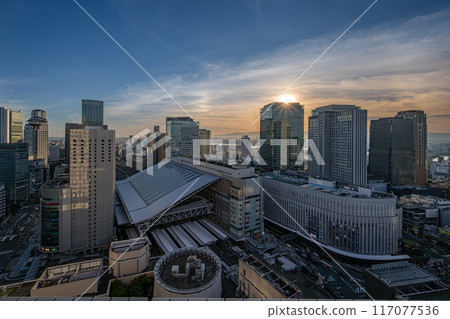 A beautiful bird's-eye view of Osaka Station shining during the magic hour [Osaka Scenery] 117077536