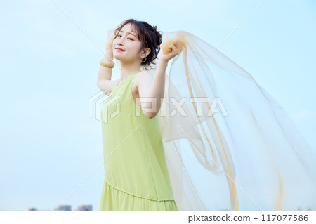 夏天的女人肖像 117077586