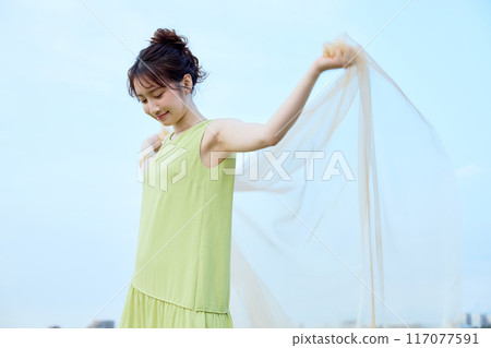 Summer woman portrait Summer woman portrait 117077591