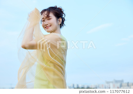 夏天的女人肖像 夏天的女人肖像 117077612