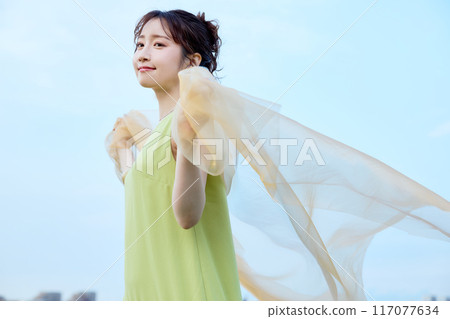 夏天的女人肖像 夏天的女人肖像 117077634