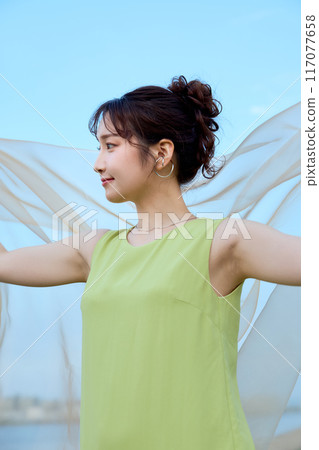 夏天的女人肖像 117077658