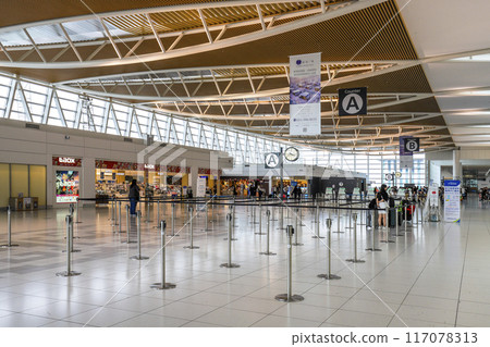 Counter A in the departure lobby on the 3rd floor of the international terminal at New Chitose Airport, blurred, high key 117078313