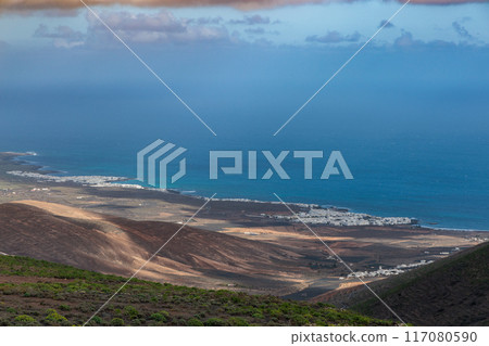 View from Mirador del Rio, Lanzarote, Canary Islands 117080590