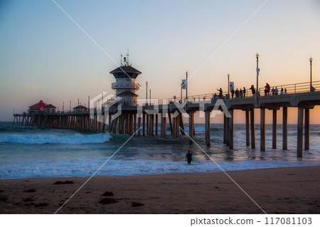 Sunset at Huntington Beach Pier, California Sunset at Huntington Beach Pier, California 117081103