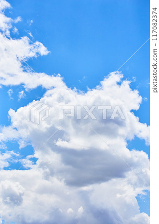 Cumulus Clouds Dominating Sunny Blue Sky 117082374