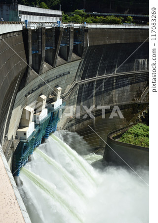 宇治市天瀨水壩放水 117083269