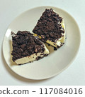 Cocoa Cookie Cheesecake 117084016
