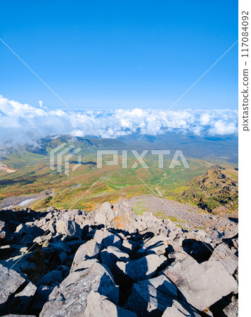 Climbing Mt. Chokai in autumn: View from the summit (Shinzan) Climbing Mt. Chokai in autumn: View from the summit (Shinzan) 117084092