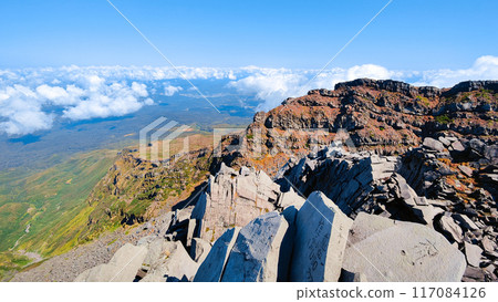 Climbing Mt. Chokai in autumn: View from the summit (Shinzan) 117084126