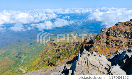 Climbing Mt. Chokai in autumn: View from the summit (Shinzan) 117084132