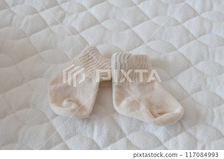Small socks 117084993