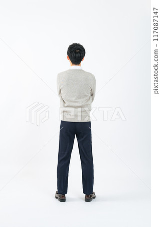 男學生穿校服全身照 男學生穿校服全身照 117087147