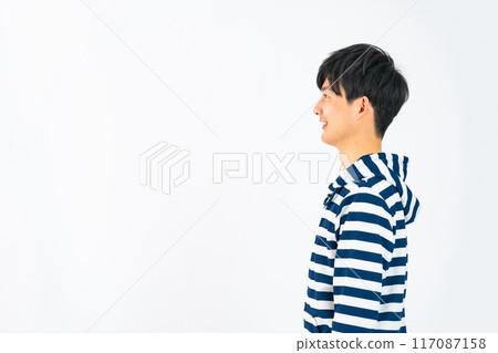 一個休閒男人的個人資料 117087158