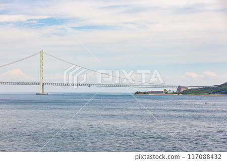 從船上看到的明石海峽大橋 從船上看到的明石海峽大橋 117088432