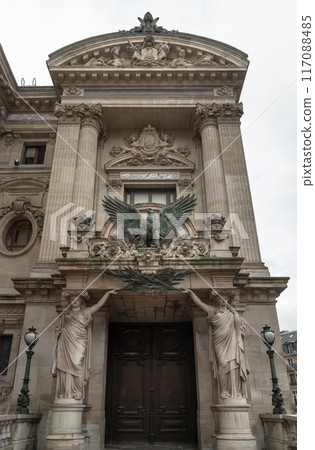 Entrance to the opera house Palais Garnier with caryatids. 117088485