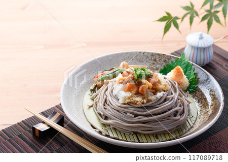 冷凍磨碎的滑子蕎麥麵（光滑的滑子蘑菇完美地滑入喉嚨） 117089718