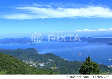 Summer scenery of Mount Noro, Setouchi as seen from the Kabuto Rock Observatory 117092756