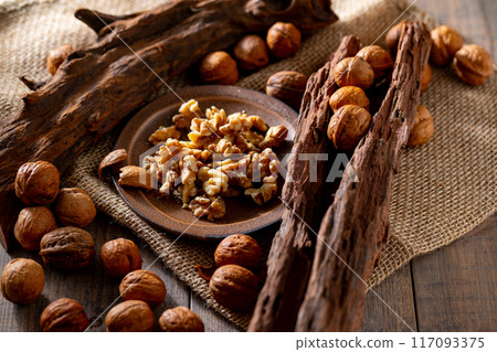 walnuts, nut, nuts 117093375