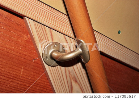 新建木造建築樓梯扶手安裝工程 117093617