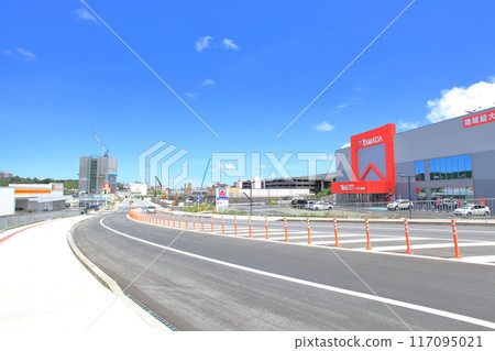 A large commercial facility is soon to open around Tedako Uranisi Station A large commercial facility is soon to open around Tedako Uranisi Station 117095021