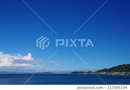 兵庫縣淡路島眺望友島和鳴島 117095194