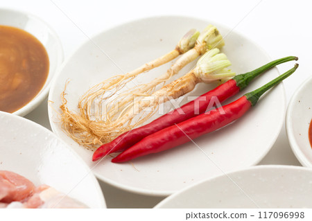 Ingredients for Thai dish Khao Man Gai 117096998