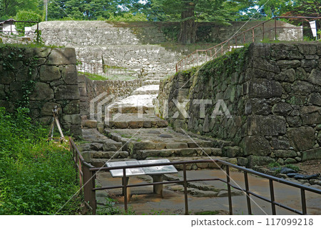 金山城跡的大手虎口[群馬縣大田市] 117099218