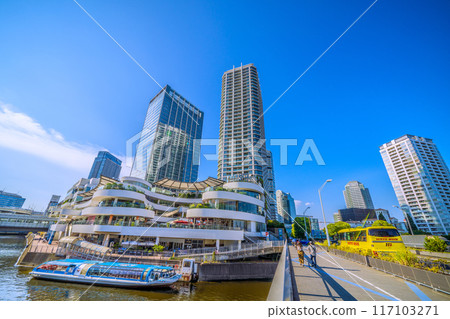 Yokohama cityscape in Japan: A ray of hope... View of Yokohama Bay Quarter and water bus (arrival) = August 4, 2024 117103271