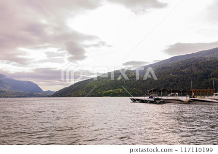 Natural beauty of the Cultus Lake in Chilliwack, Fraser Valley, BC, Canada on a cloudy day 117110199