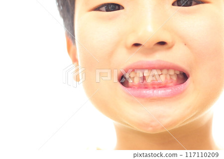 從乳牙再生到恆牙 從乳牙再生到恆牙 117110209