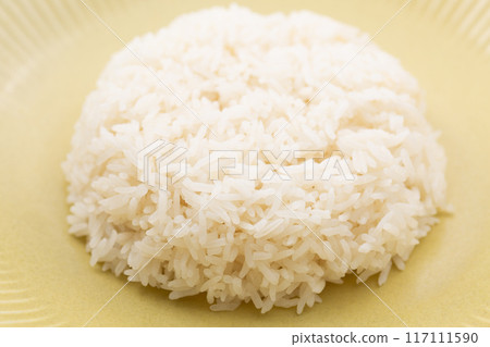 Freshly cooked Thai rice (Indica rice, Jasmine rice) 117111590