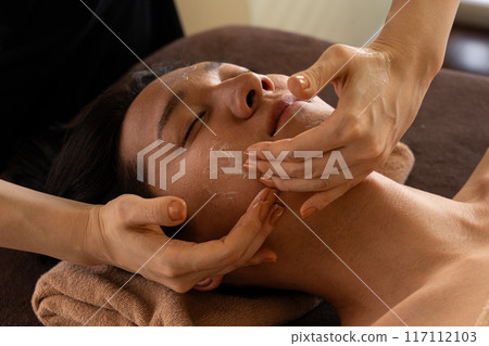 男士臉部美容護理 117112103