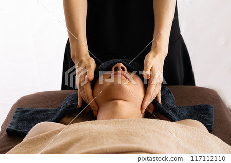 Men's facial beauty treatments Men's facial beauty treatments 117112110