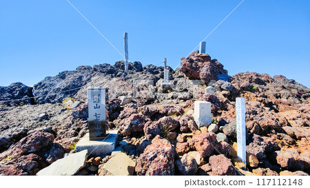 秋季攀登鳥海山：七鷹山頂 117112148