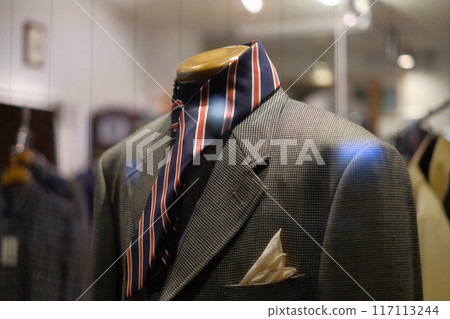 裁縫的窗口 117113244