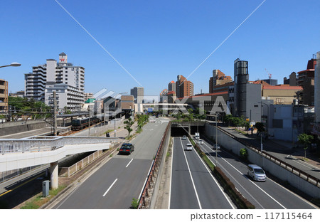 Takarazuka City: National Route 176 in front of Takarazuka Station 117115464