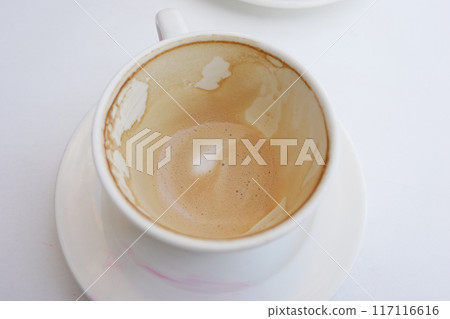 top view of empty coffee cup on table , 117116616