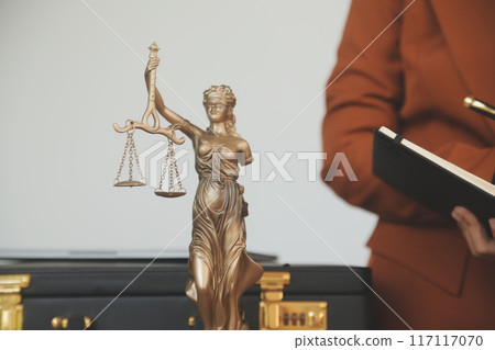 Lawyer, legal advisor, businessman brainstorming information on agreement details Business contracts in legal processing books for accuracy in contract documents. joint financial investment. Lawyer, legal advisor, businessman brainstorming information on agreement details Business contracts in legal processing books for accuracy in contract documents. joint financial investment. 117117070