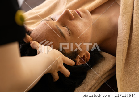 Men's beauty salon Dry head spa treatment Men's beauty salon Dry head spa treatment 117117614