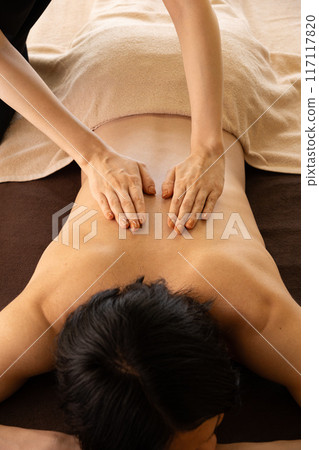 Men's beauty salon body care treatment Men's beauty salon body care treatment 117117820