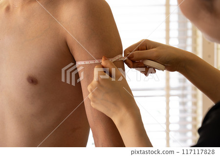 男士美容院身體檢查 117117828