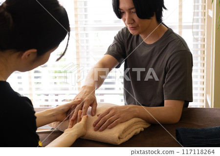 男士指甲護理 117118264