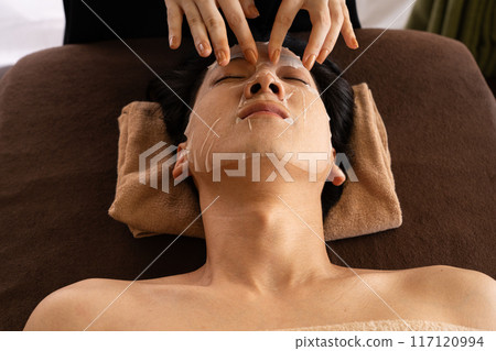 Men's facial beauty treatments Men's facial beauty treatments 117120994