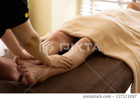 男士足部美容護理 117121097