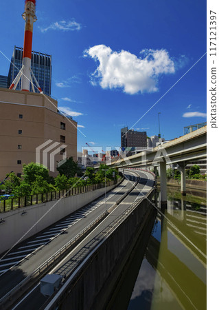 首都高速公路內環線神田橋JC T週邊的交通 117121397