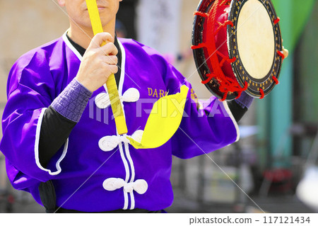 Shimedaiko during the Okinawan Eisa dance performance 117121434