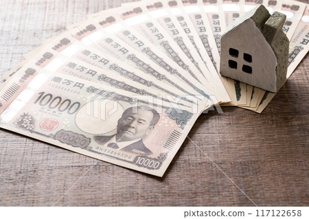 New banknotes and real estate images New banknotes and real estate images 117122658