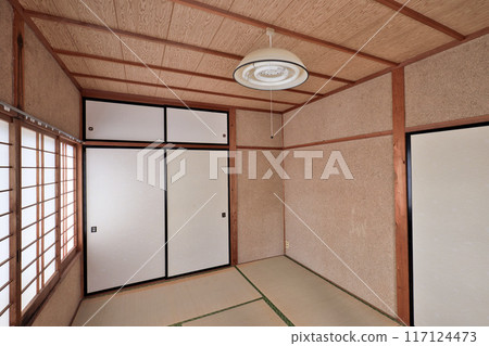 昭和時代的日式住宅,二樓的日式房間 昭和時代的日式住宅,二樓的日式房間 117124473